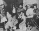 В госпитале. Раненный Махно - второй слева вверху, 1920 г., Старобельск
